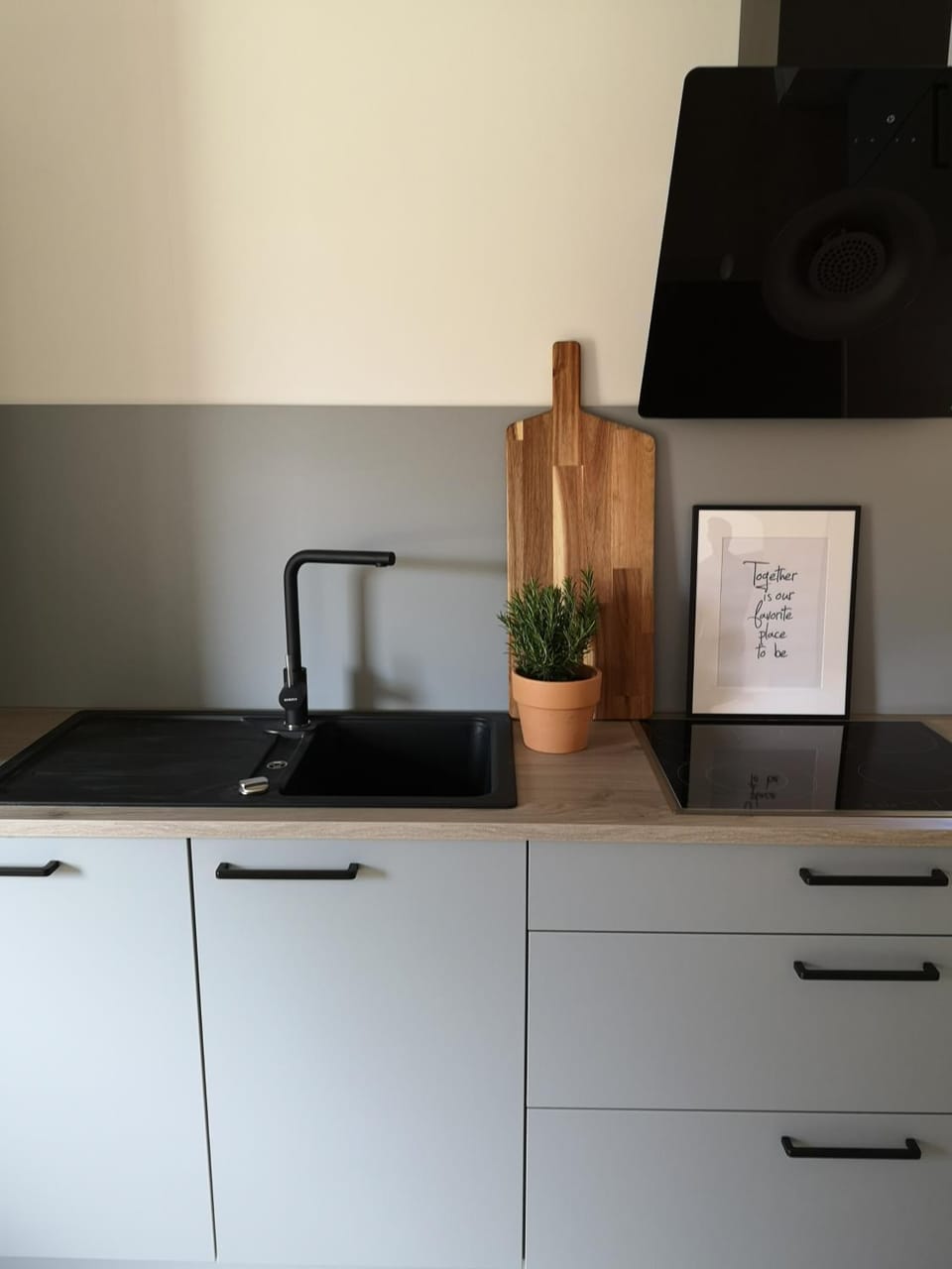 Kitchen or kitchenette, Communal kitchen