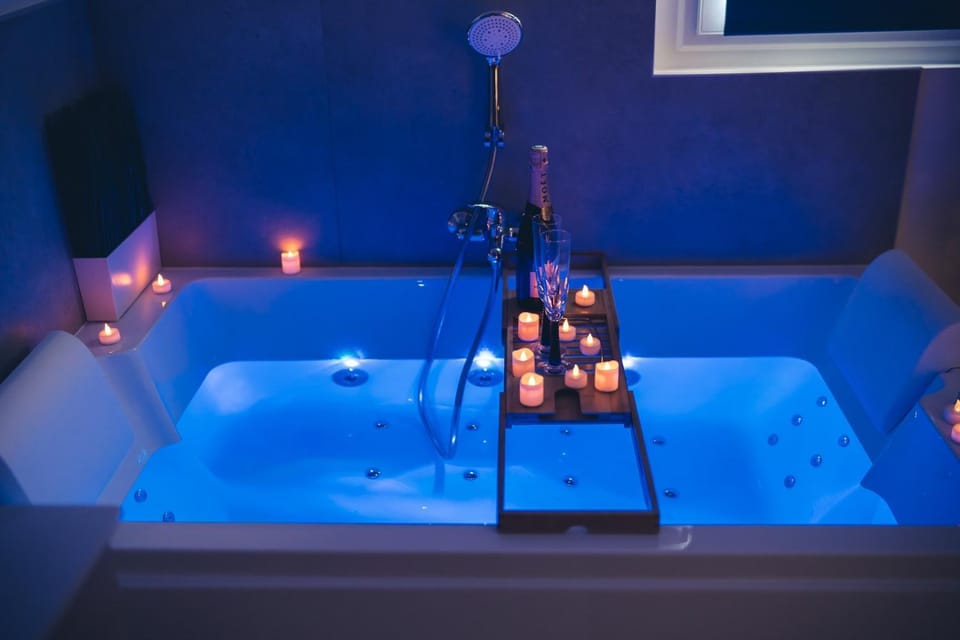 Hot Tub, Bathroom, Bath