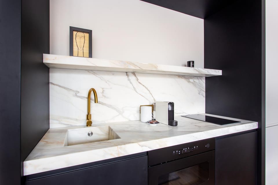 Kitchen or kitchenette