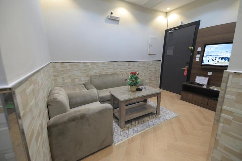 Communal lounge/ TV room, Seating area