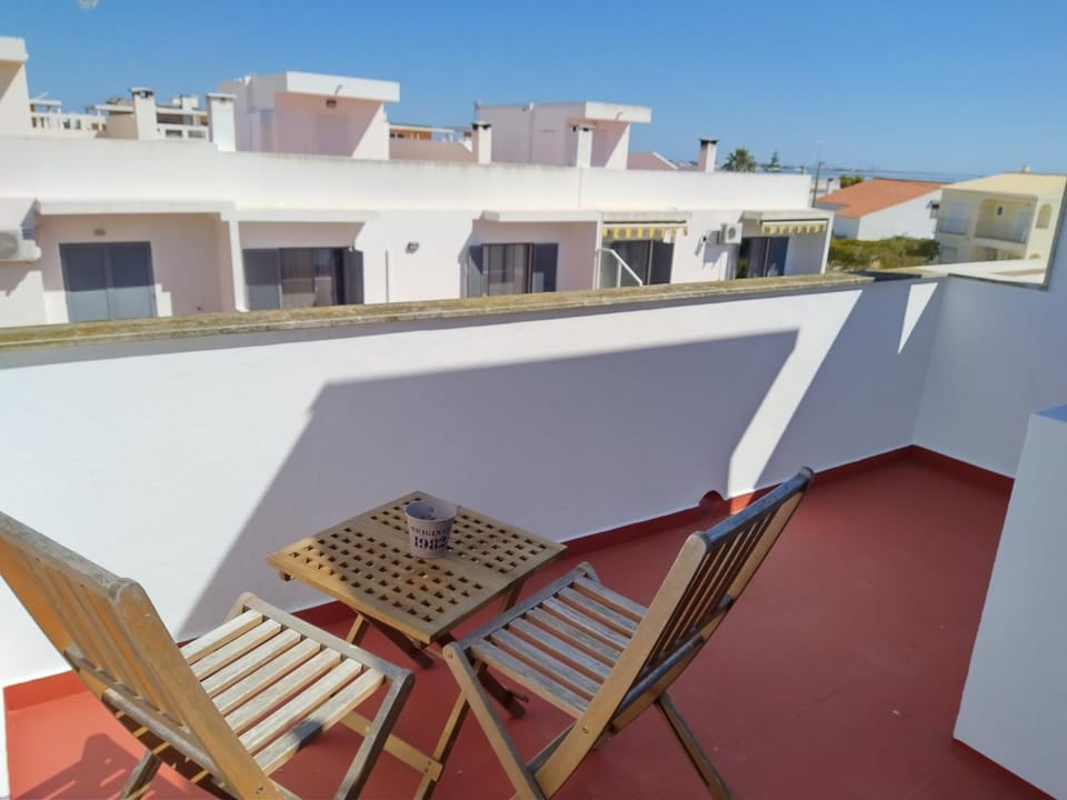 Property building, Balcony/Terrace