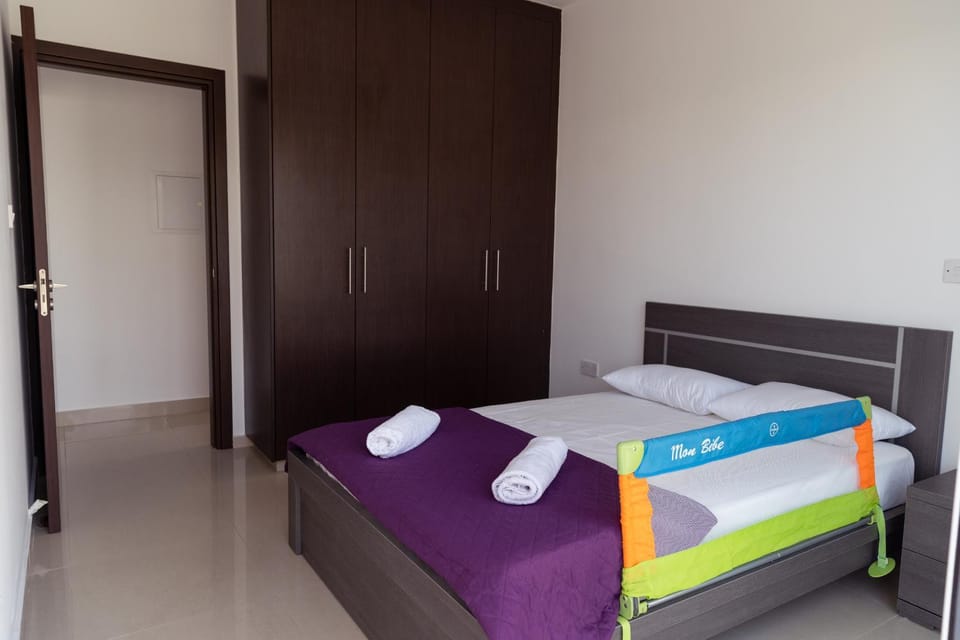SunnyVillas: 3BR Family Villa ☆Pool☆Walk to Beach - Villa Palm Villa in Paralimni