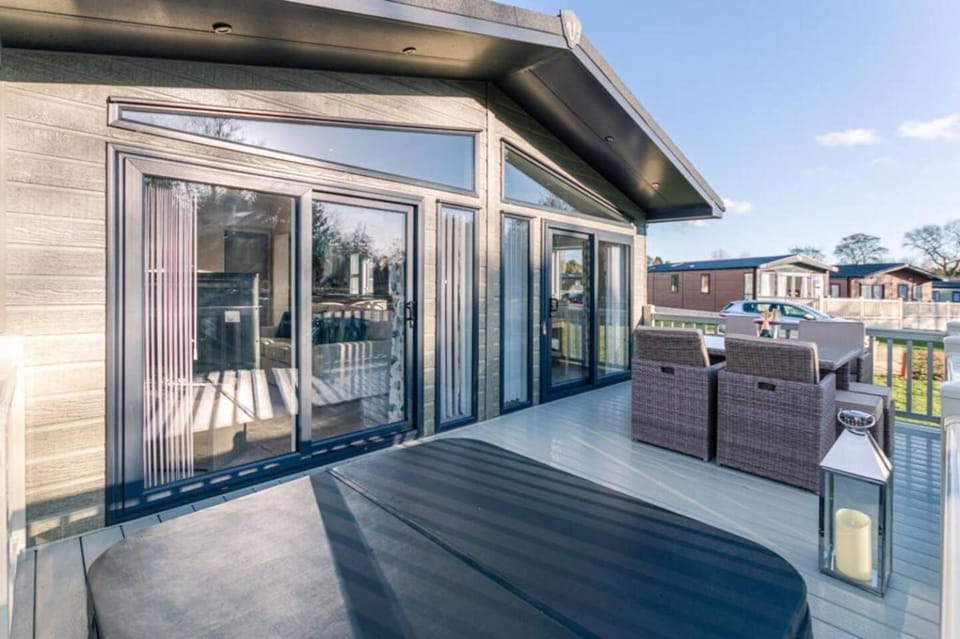 Property building, Patio, Seating area