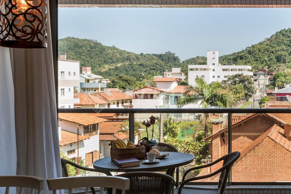 BBQ facilities, City view
