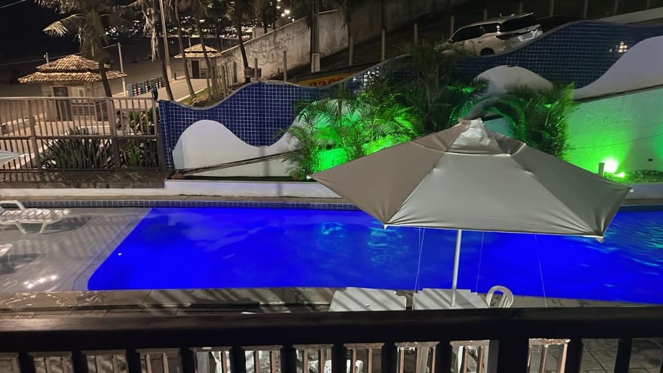 Flat completo a beira mar com vista exuberante - pé-na-areia mesmo! Apartment in Parnamirim