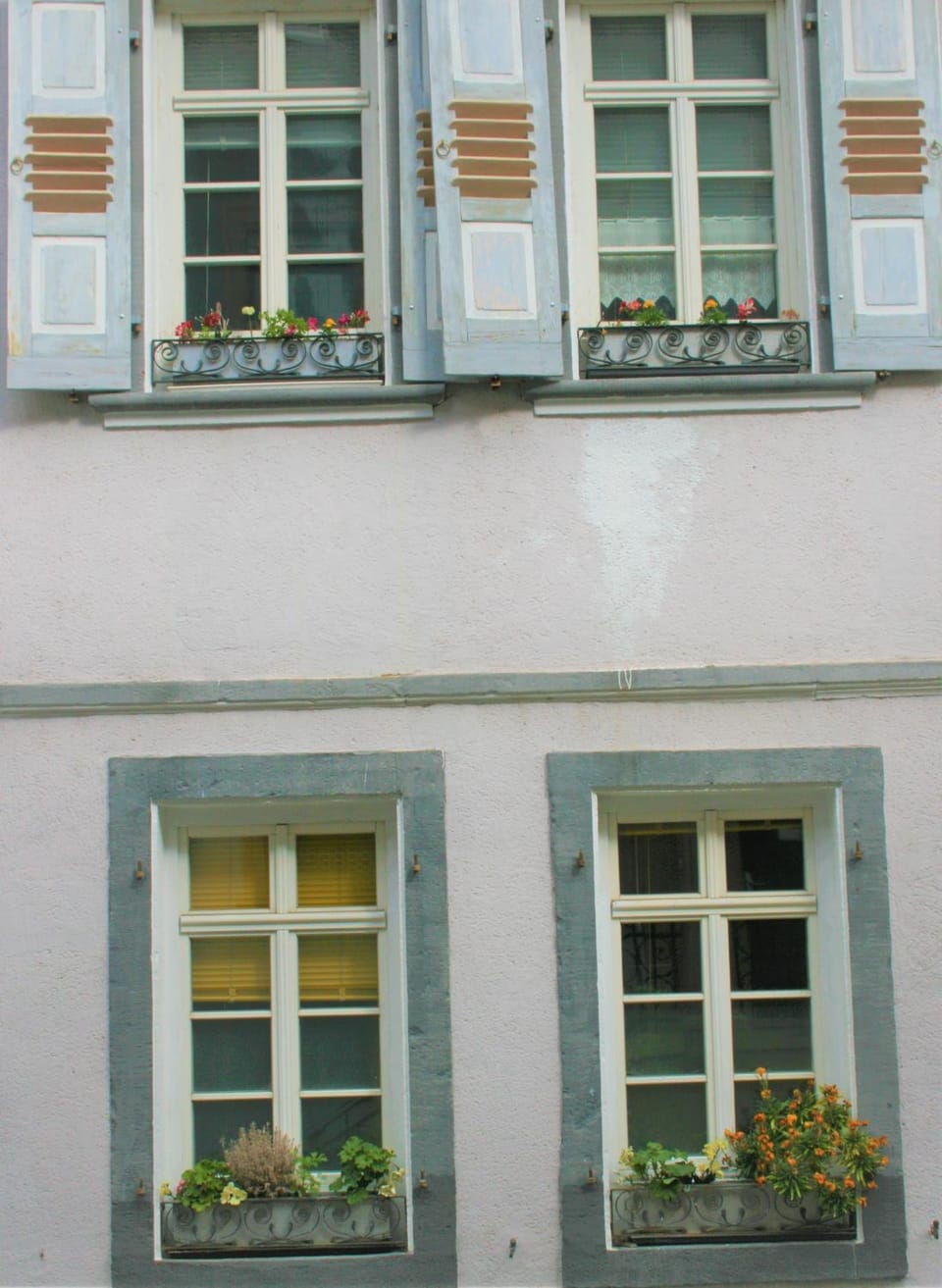 Property building, Day