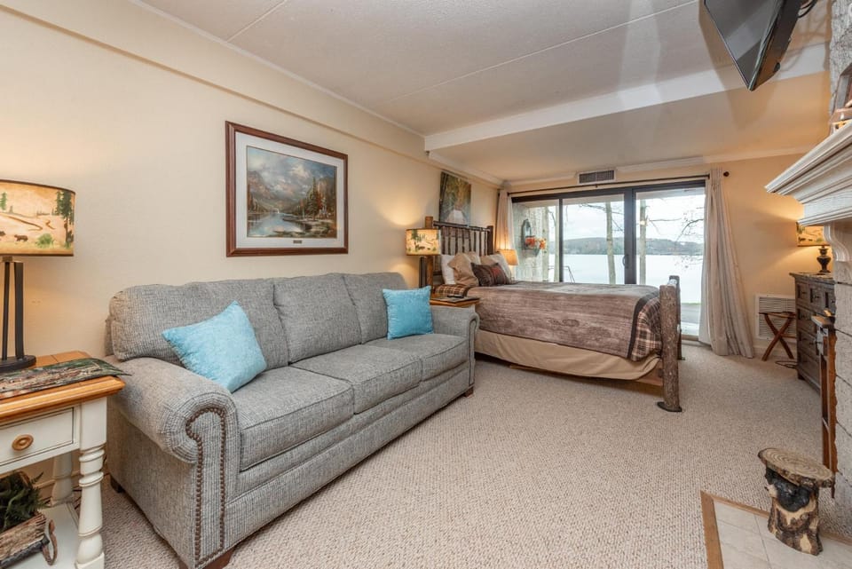 106A Efficiency One Bath House in Deep Creek Lake