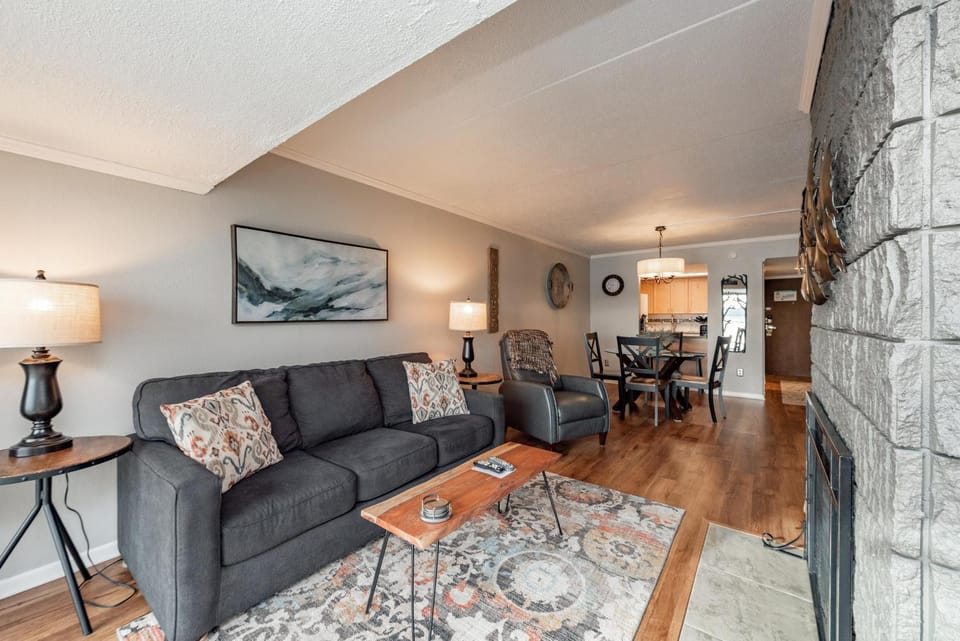 201B One Bedroom One Bath House in Deep Creek Lake