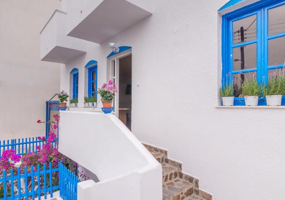 Milos Inn Hotel in Milos