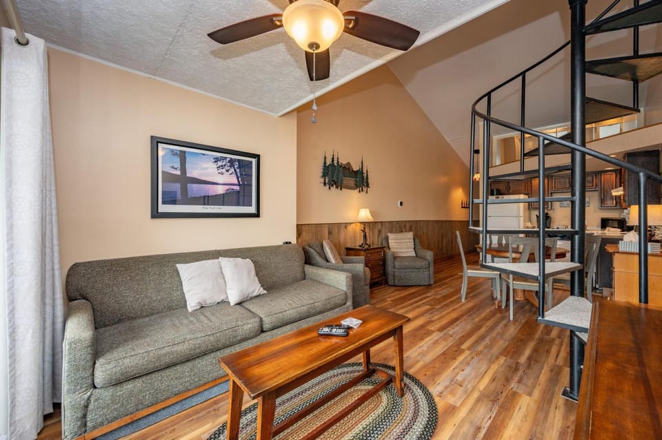 711H Studio Loft One Bath House in Deep Creek Lake