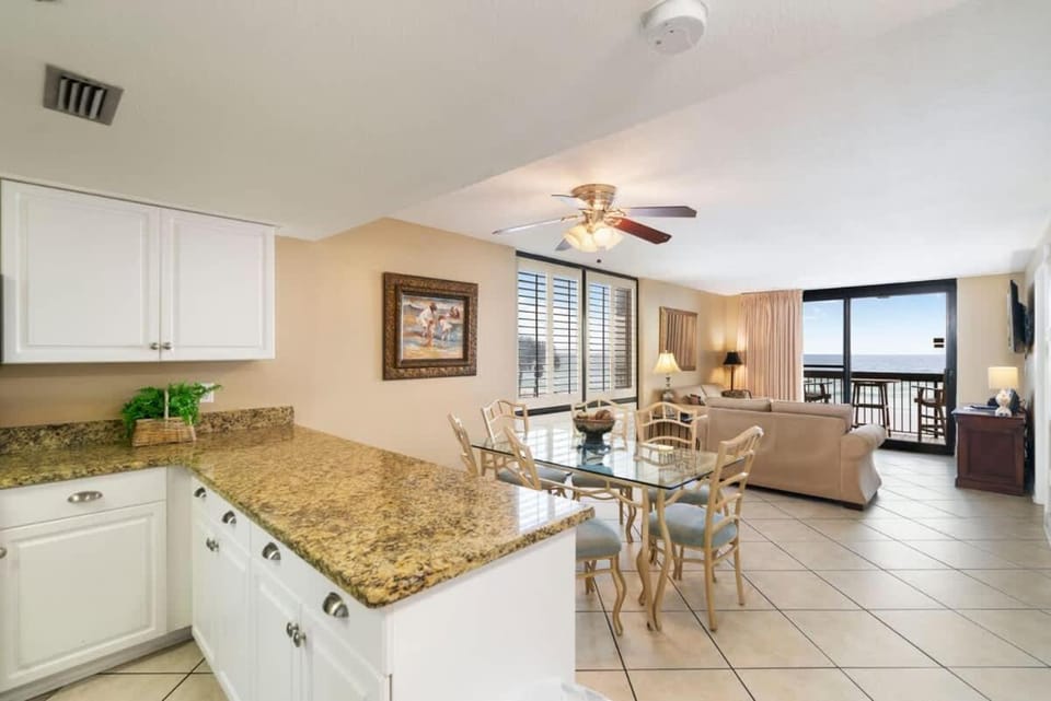 SunDestin Resort Unit 0301 House in Destin