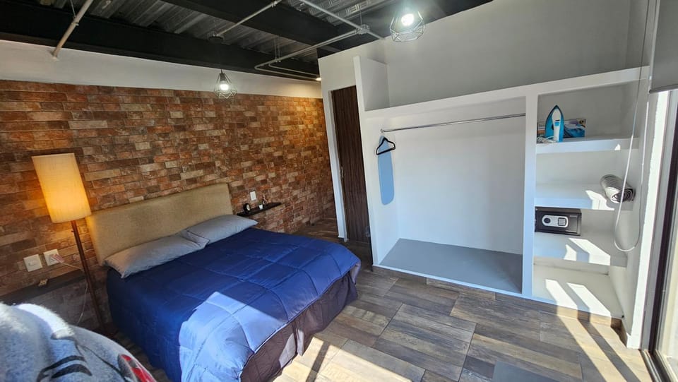 Bed, Bathroom, Photo of the whole room, Bedroom, wardrobe