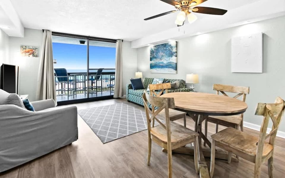 SunDestin Resort Unit 0302 House in Destin