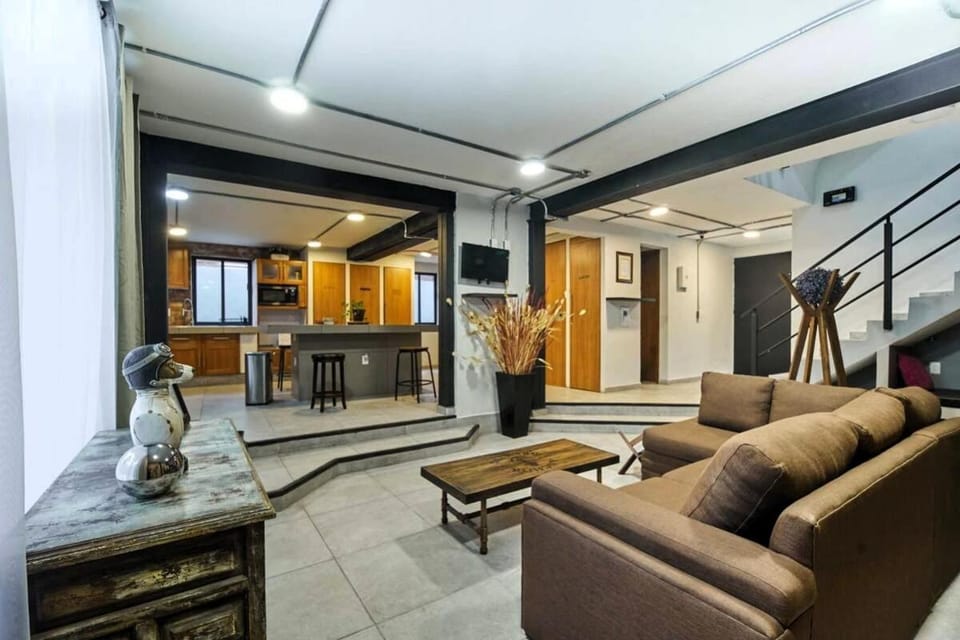 TV and multimedia, Kitchen or kitchenette, Living room, Seating area