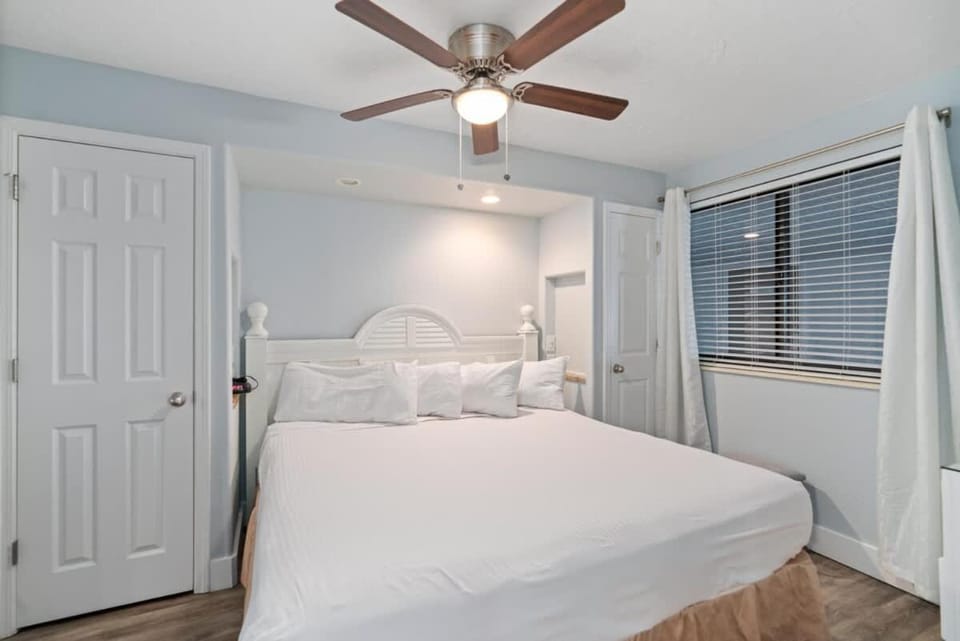 SunDestin Resort Unit 1710 House in Destin