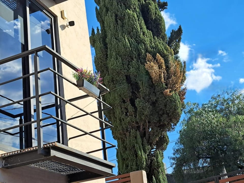 Property building, View (from property/room), Balcony/Terrace