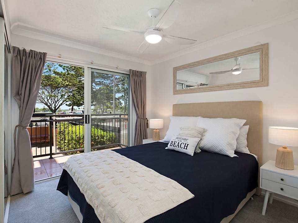 Peurto Vallerta Unit 2 Apartment in Tweed Heads