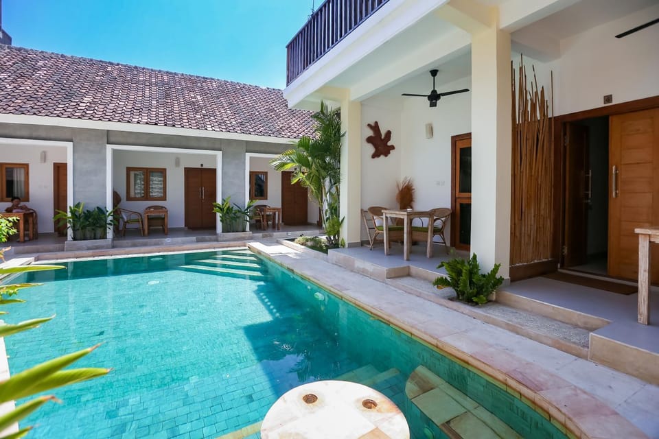 Property building, Swimming pool