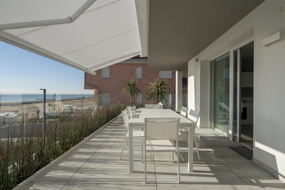 Immobiliare JVL - TahitiMare Apartment in Lido di Jesolo