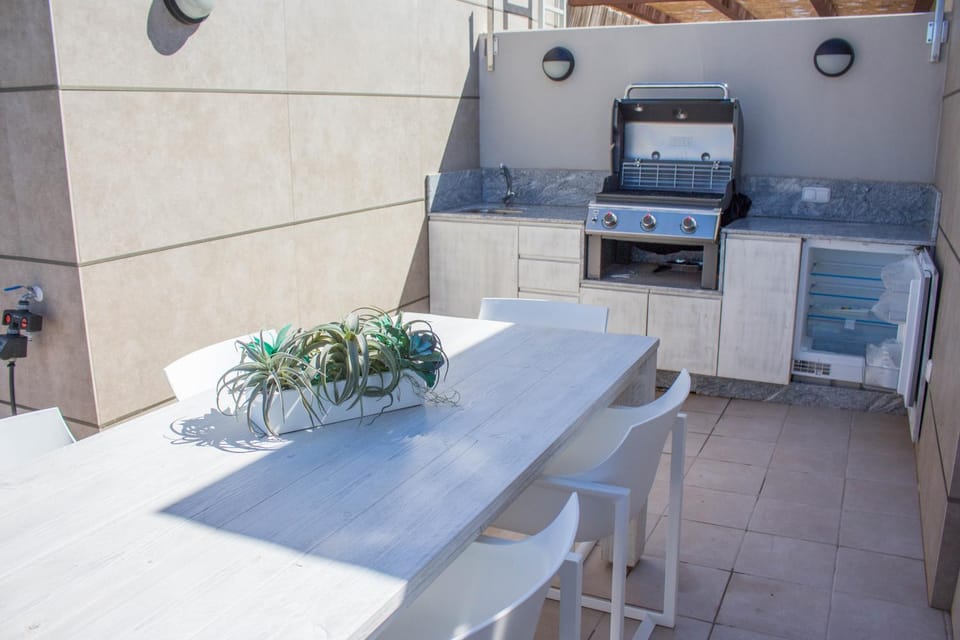 BBQ facilities, Balcony/Terrace