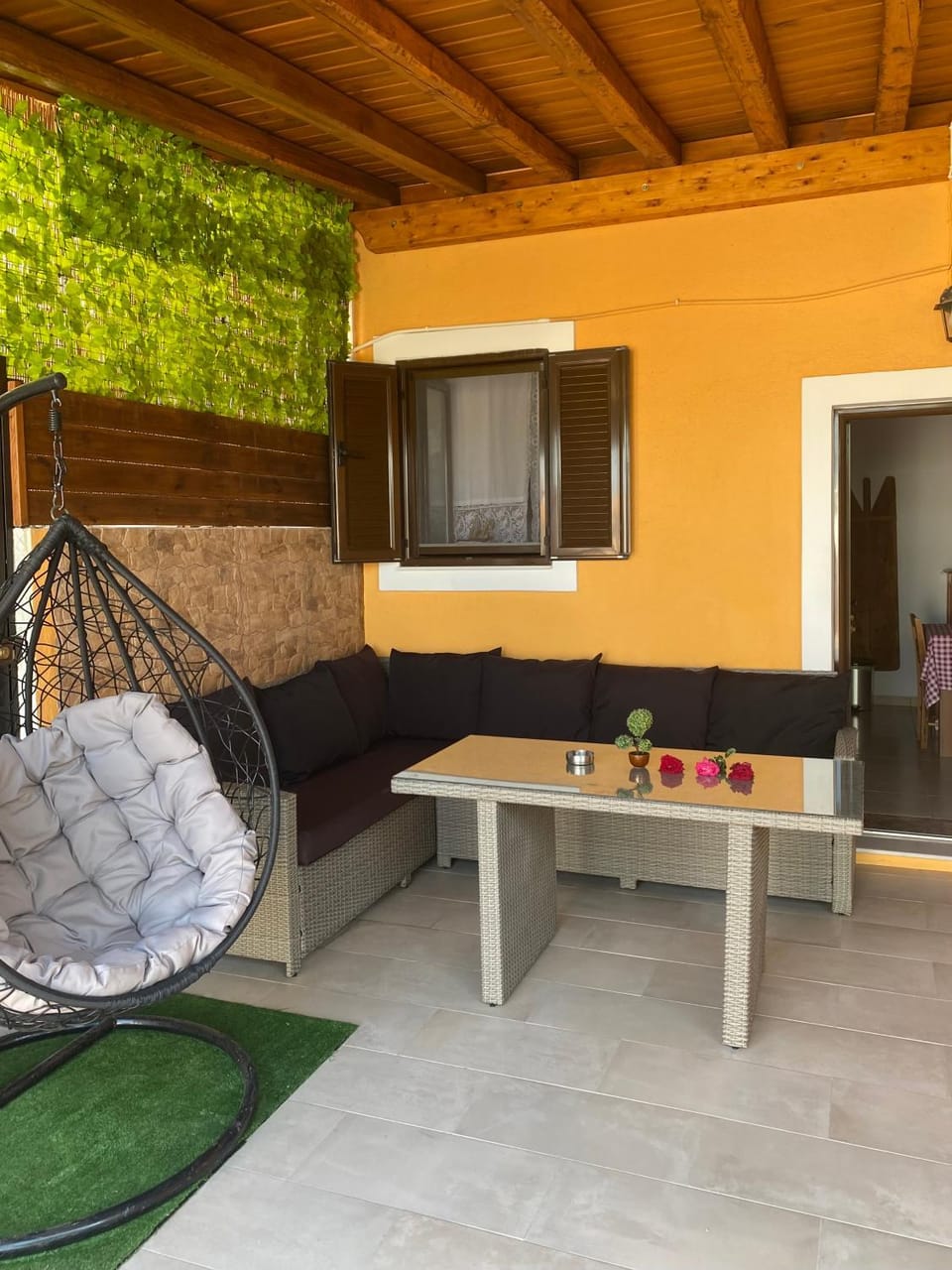 Patio, Day, Balcony/Terrace, Living room, Seating area