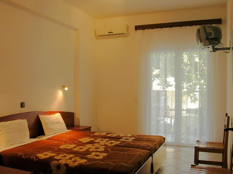 ELENA APPARTMENTS Apartment hotel in Peloponnese, Western Greece and the Ionian