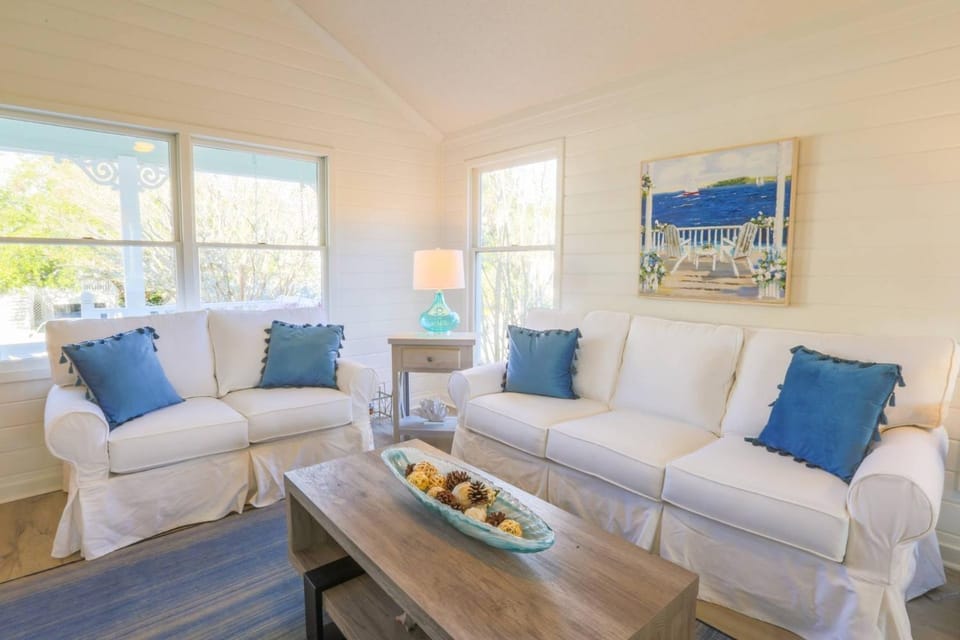 The Coastal Cottage House in Wild Dunes