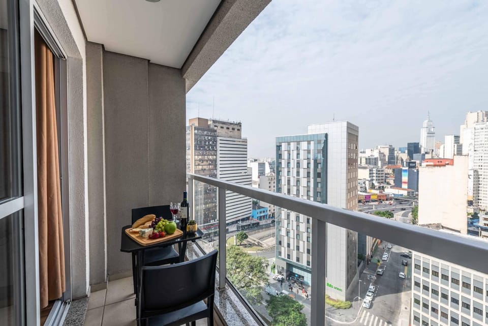 Day, View (from property/room), Balcony/Terrace, City view