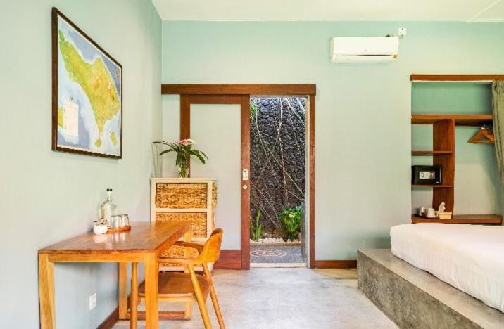 Big Brother Surf Inn Bed and Breakfast in North Kuta