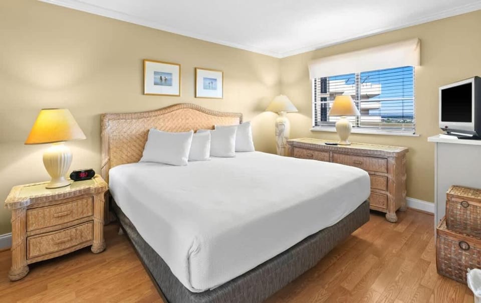 SunDestin Resort Unit 1706 House in Destin