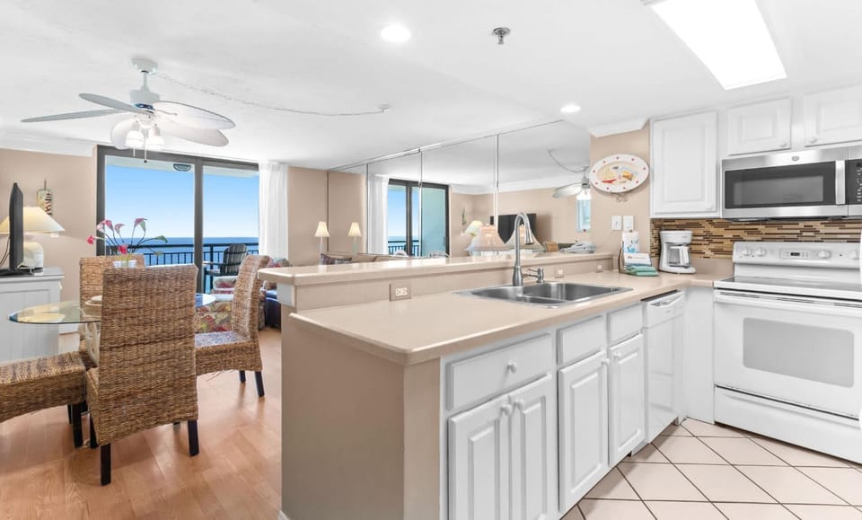 SunDestin Resort Unit 1706 House in Destin