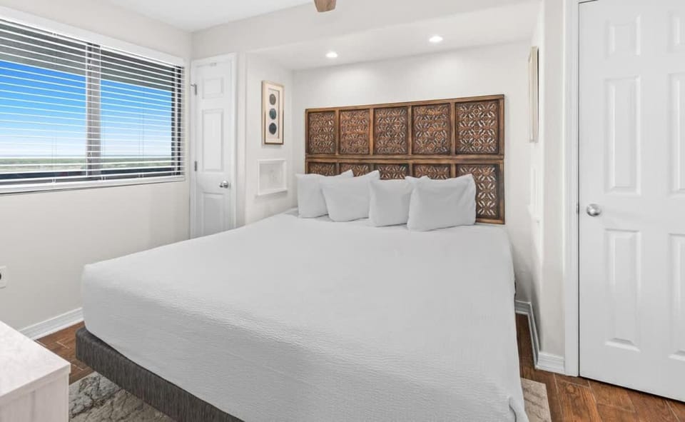 SunDestin Resort Unit 1603 House in Destin