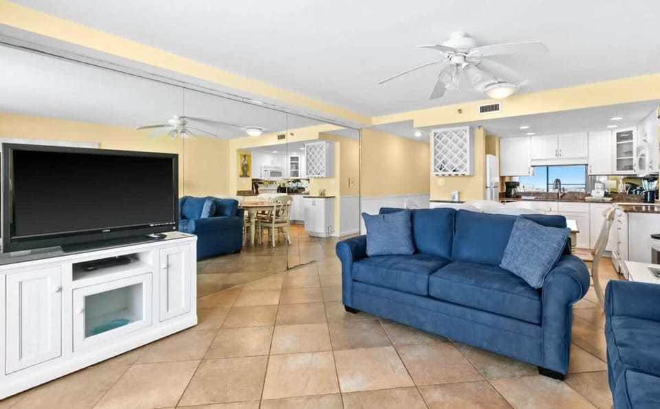 SunDestin Resort Unit 0407 House in Destin