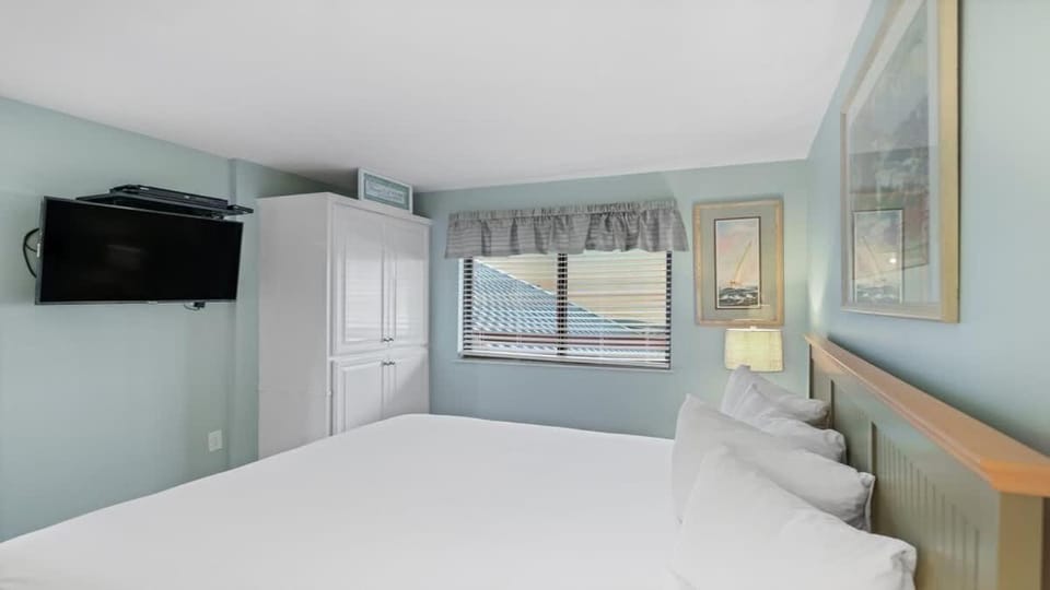 SunDestin Resort Unit 0305 House in Destin
