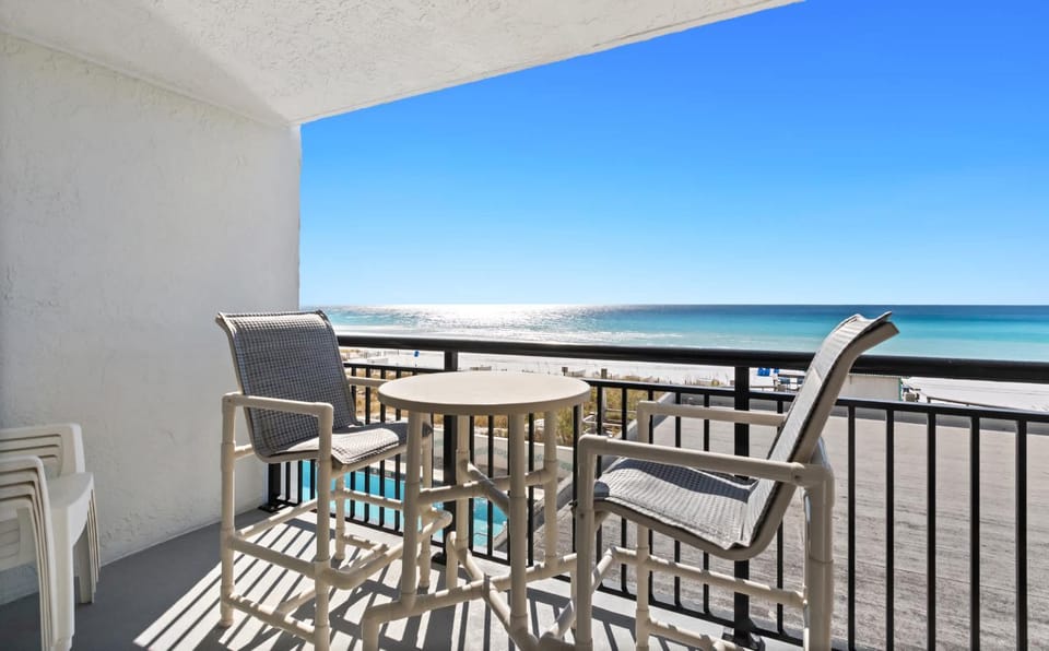 SunDestin Resort Unit 0307 House in Destin