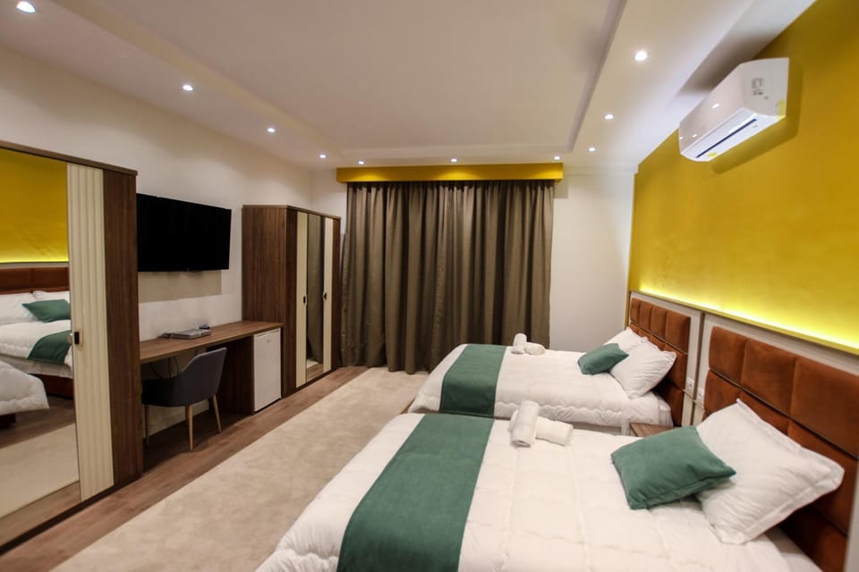 Communal lounge/ TV room, TV and multimedia, Photo of the whole room