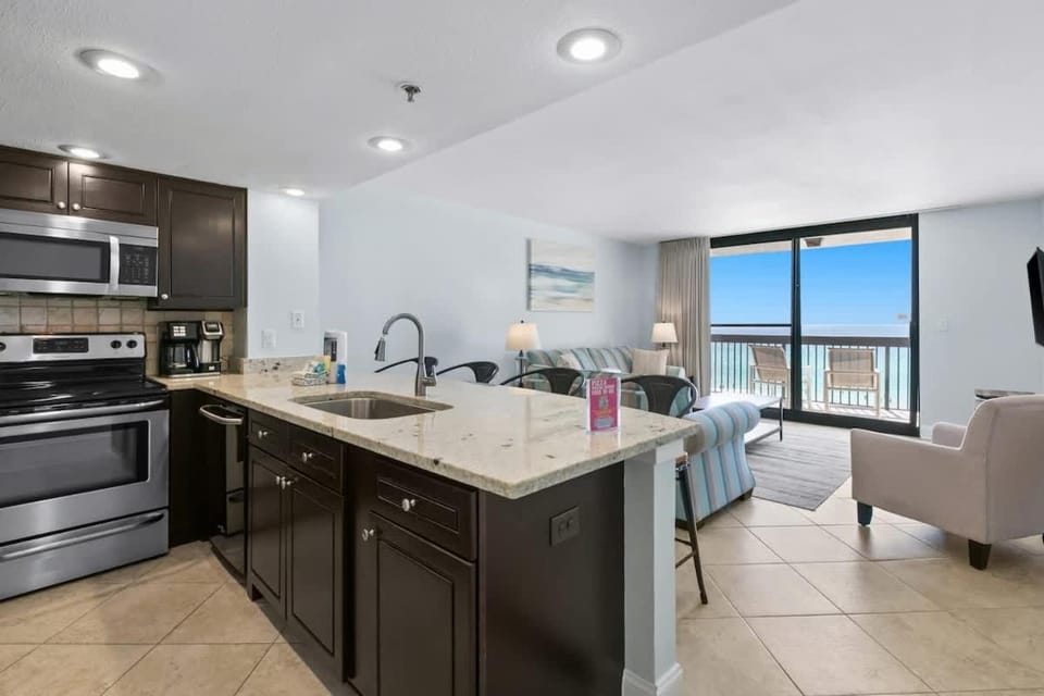 SunDestin Resort Unit 0607 House in Destin