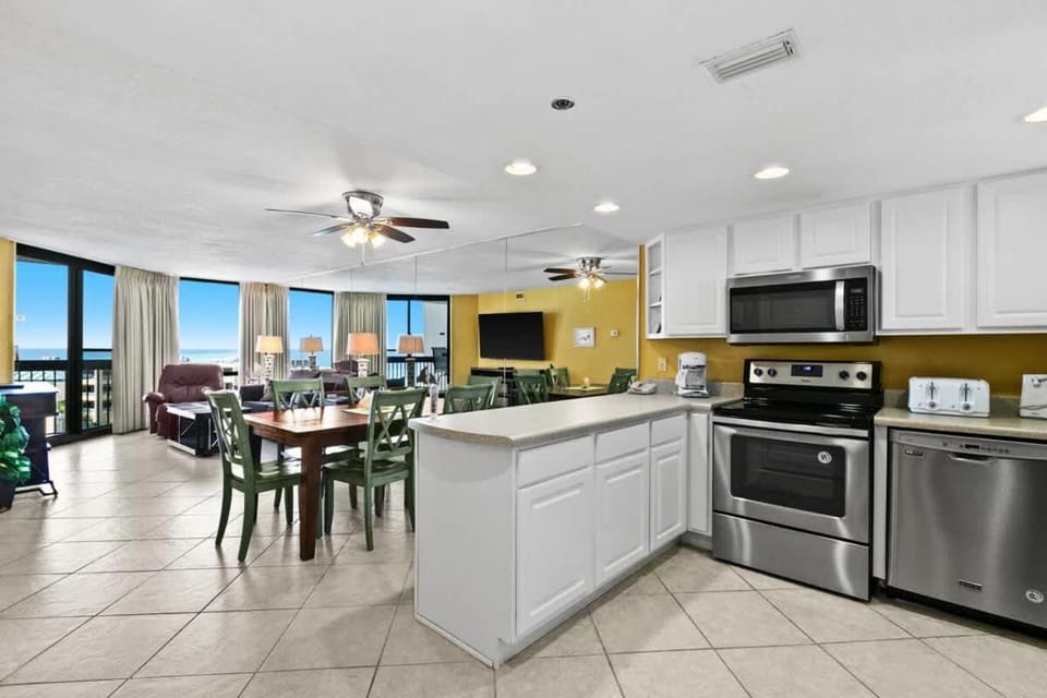SunDestin Resort Unit 0616 House in Destin