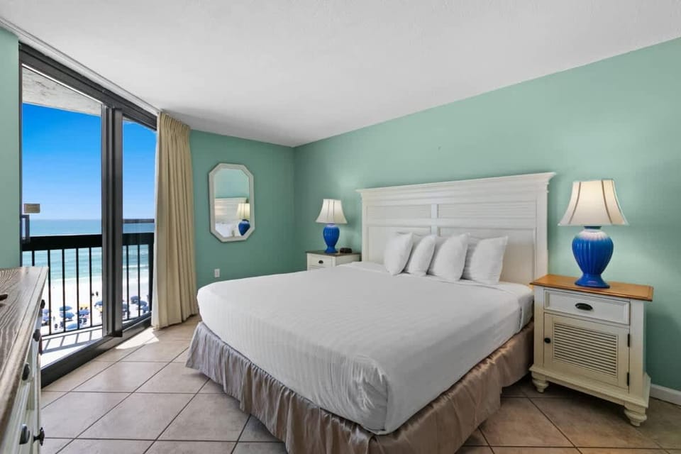 SunDestin Resort Unit 0701 House in Destin