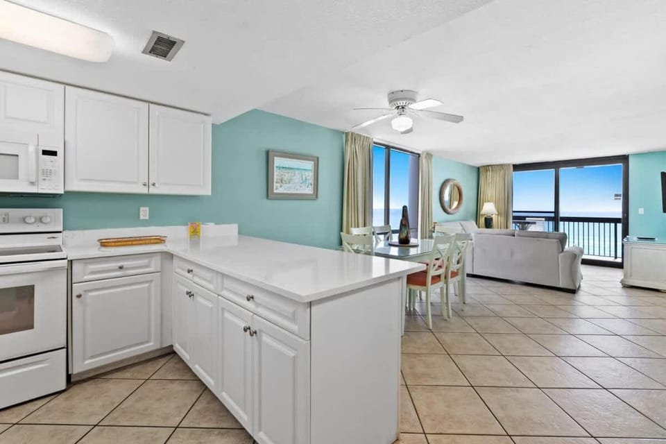 SunDestin Resort Unit 0701 House in Destin