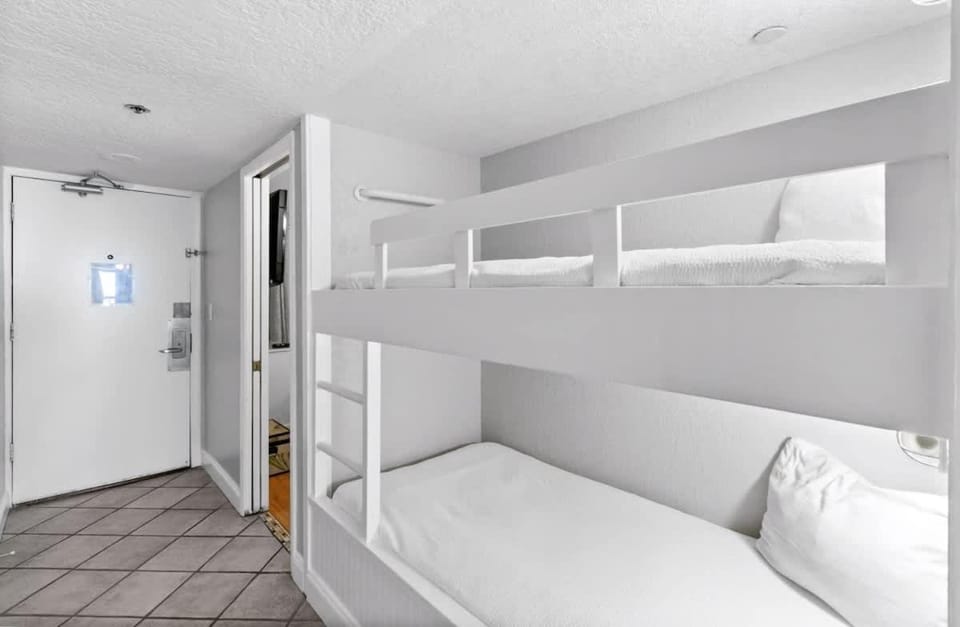 SunDestin Resort Unit 1811 House in Destin