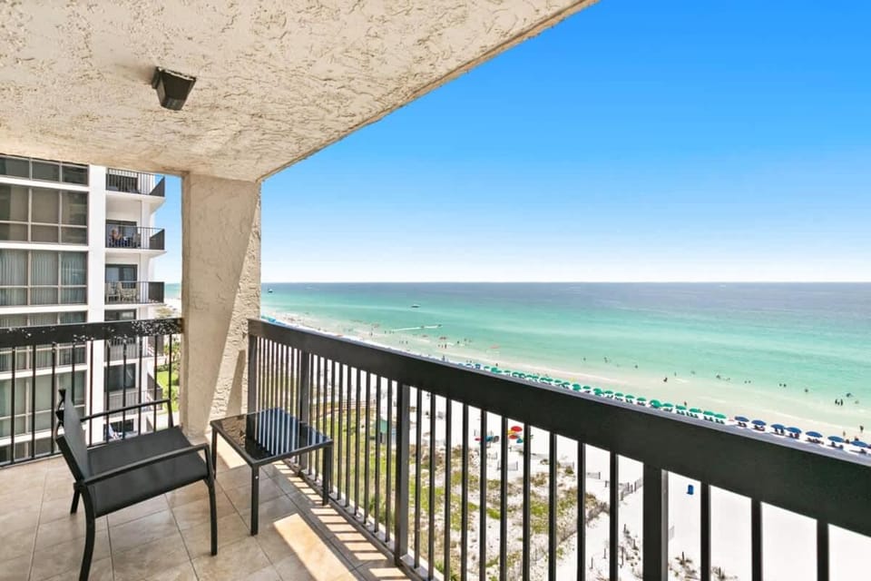SunDestin Resort Unit 1001 House in Destin
