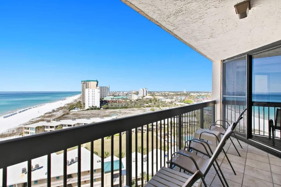 SunDestin Resort Unit 1414 House in Destin