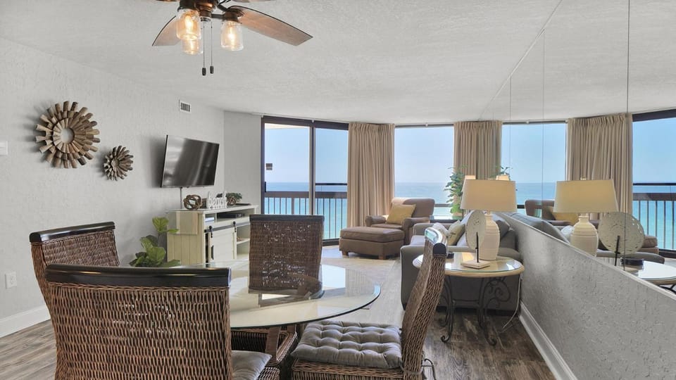 SunDestin Resort Unit 1717 House in Destin