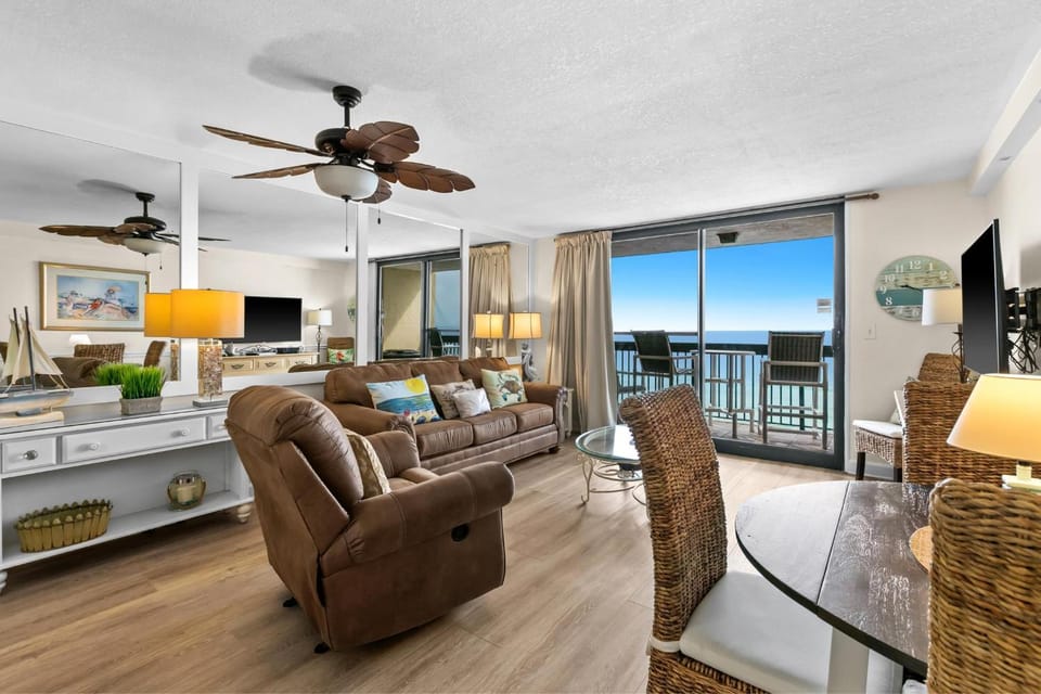 SunDestin Resort Unit 0911 House in Destin