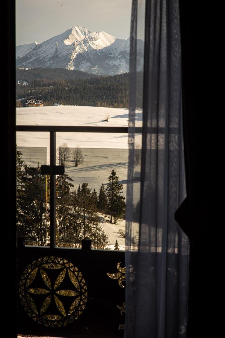 Balcony/Terrace, Mountain view
