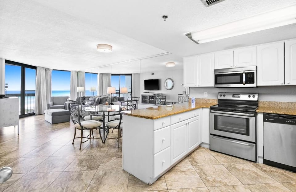 SunDestin Resort Unit 0914 House in Destin