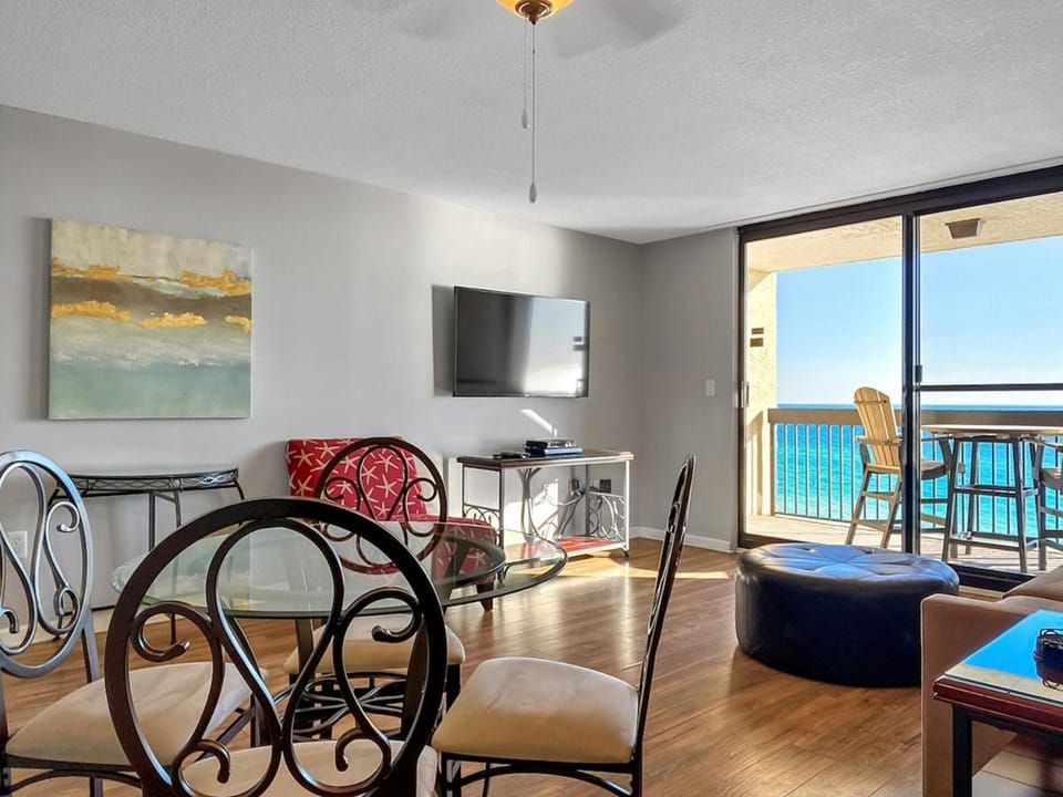 SunDestin Resort Unit 0706 House in Destin