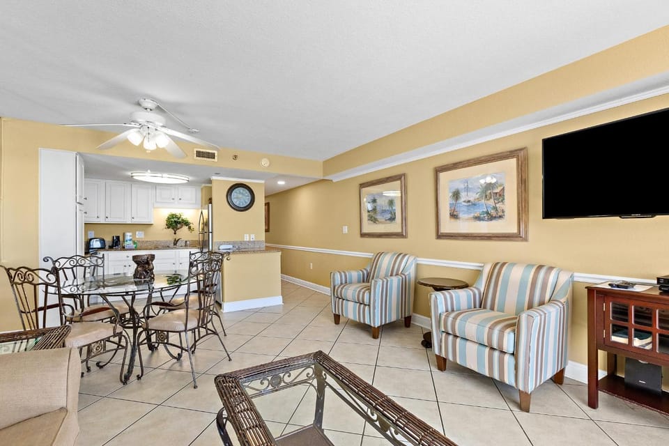 SunDestin Resort Unit 0406 House in Destin