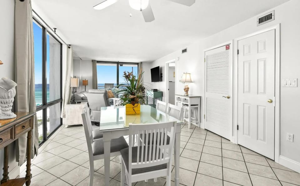 SunDestin Resort Unit 0501 House in Destin